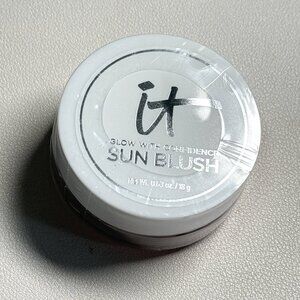 IT Cosmetics  Glow with Confidence Sun Cream Blush with Hyaluronic Acid BRAND NE